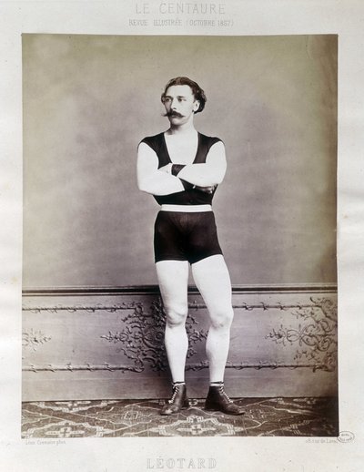 Gimnastyczka Jules Leotard - w „Centaurze” z października 1867 r., Paryż. autorstwa Unknown photographer