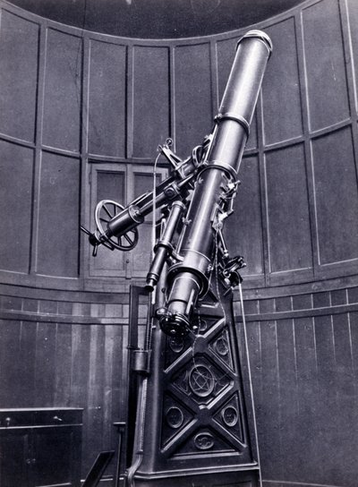Teleskop astrofizyka Giovanniego Virginio Schiaparelli (1835-1910) w Brerze (Mediolan). Zaobserwował prostoliniowe konfiguracje na planecie Mars, nazywając je kanałami marsjańskimi (canali). autorstwa Unknown photographer