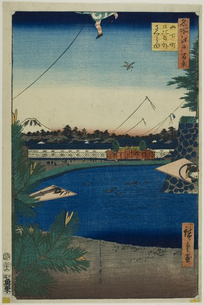 Hibiya i Soto-Sakurada z Yamashita-cho (Yamashita-cho Hibiya Soto-Sakurada), z serii "Sto słynnych widoków Edo (Meisho Edo hyakkei)". autorstwa Utagawa Hiroshige