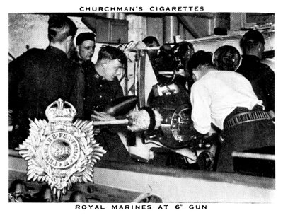 Royal Marines w 6 Gun, 1937. autorstwa WA and AC Churchman