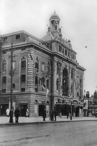 Chiswick Empire, Chiswick, Londyn, początek XX wieku. autorstwa W. F. Seymour