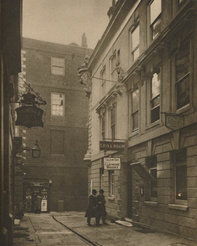 W Devereux Court, pełen XVIII-wiecznych stowarzyszeń, ok. 1935. autorstwa Walter Benington