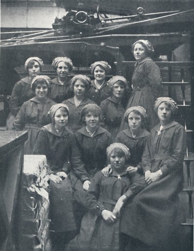 Dopóki chłopcy nie wrócą do domu, 1917 autorstwa Watson and Viney Hazell