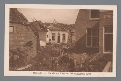 Borculo – Po cyklonie 10 sierpnia 1925 r. autorstwa Weenenk and Snel