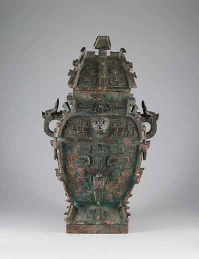Zakryte naczynie na wino (fang lei) z motywem zoomorficznych masek i uchwytami w kształcie głów zwierząt, koniec XI w. p.n.e. (brąz) autorstwa Western Zhou Dynasty Chinese School