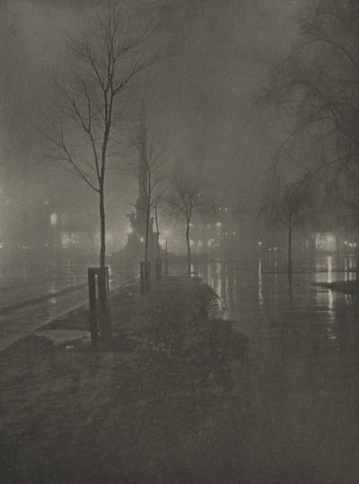 Mokra noc, Columbus Circle, Nowy Jork, ok. 1925 r. (zdjęcie) autorstwa William A. Fraser