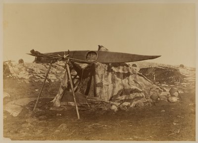 Esquimaux Toupek lub Skin Tent, płyta 121 z Bradforda „The Arctic Regions”, 1873 autorstwa William Bradford