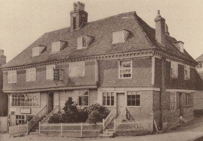 Church House, Goudhurst, Kent (zdjęcie czarno-białe) autorstwa William Galsworthy Davie