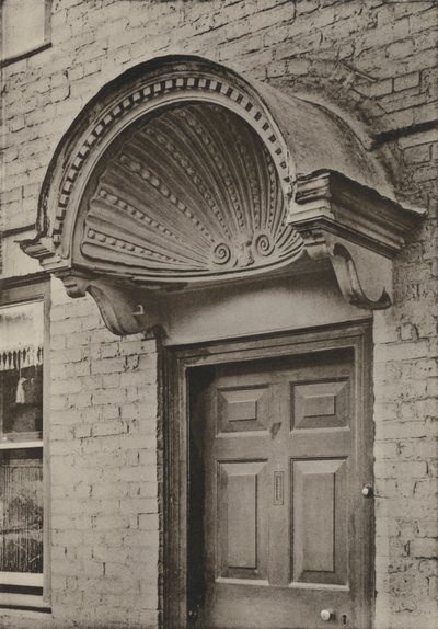 Doorway, Ledbury, Herefordshire (zdjęcie czarno-białe) autorstwa William Galsworthy Davie