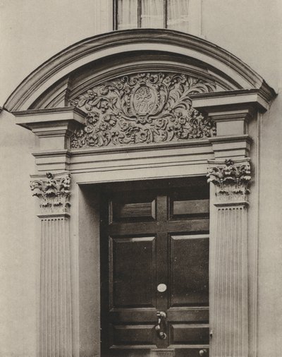 Drzwi, Pudding Lane, Maidstone, Kent (zdjęcie czarno-białe) autorstwa William Galsworthy Davie