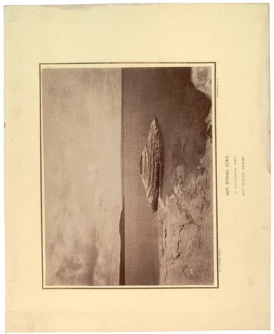 Stożek gorącego źródła, w jeziorze Yellowstone, 1871 (zdjęcie w sepii) autorstwa William Hicks Jackson