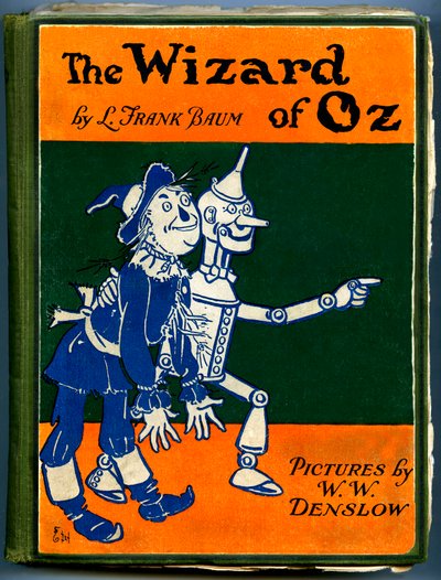 Wspaniały Czarnoksiężnik z Krainy Oz – Czarnoksiężnik z Krainy Oz: okładka starego wydania (z lat 1905-1920) ilustrowanego przez Denslowa, Williama Wallace