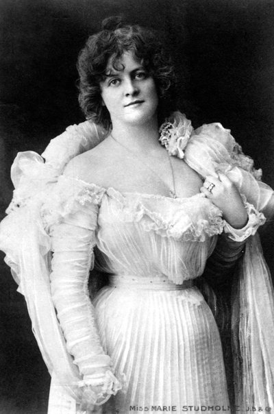 Marie Studholme 1875-1930, angielska aktorka, 1900. autorstwa William and Daniel Downey