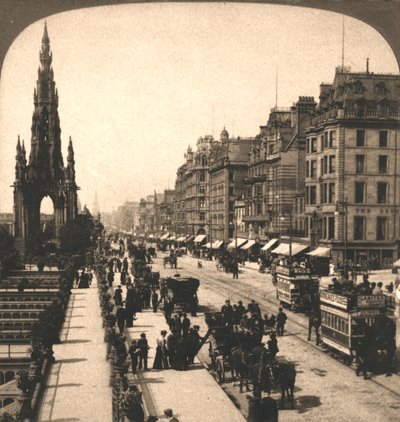 Princes Street, Edynburg, 1896. autorstwa Works and Sun Sculpture Studios