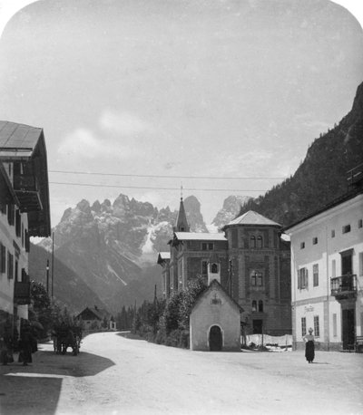 Landro i Monte Cristallo, Tyrol, Włochy, ok. 1900. autorstwa Wurthle and Sons