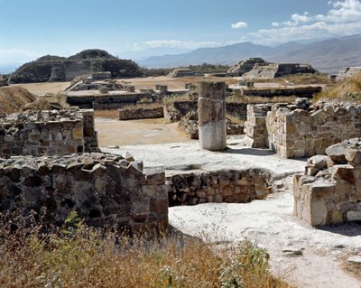 Świątynia północna (500 p.n.e.-850 n.e.) autorstwa Zapotec Zapotec