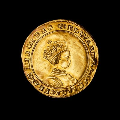 Angielskie młotkowane złote pół suwerenne monety autorstwa Hippolyte Lalaise Devéria