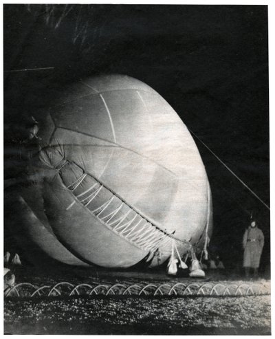 Blokada w Paryżu, II wojna światowa, ok. 1940-1943 autorstwa . .