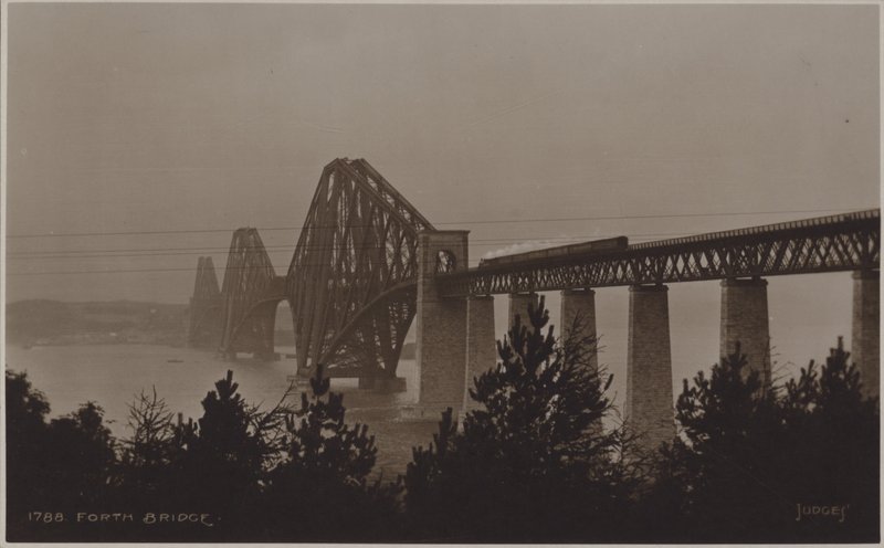 Forth Bridge (czarno-białe zdjęcie) autorstwa (after) English photographer