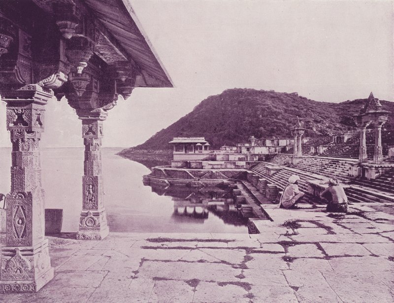 Marmurowy Ghat, Rainuggur, Oodeypore (zdjęcie czarno-białe) autorstwa (after) English photographer