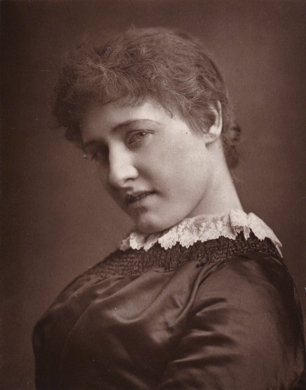 Panna Mary Rorke (zdjęcie czarno-białe) autorstwa (after) English photographer