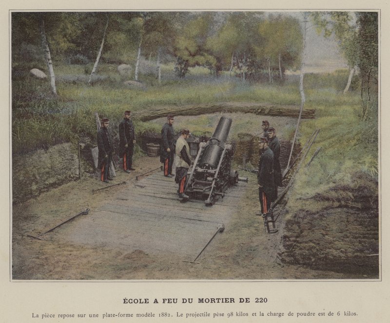 220 Moździerzowa Szkoła Pożarna (zdjęcie kolorowe) autorstwa (after) French Photographer