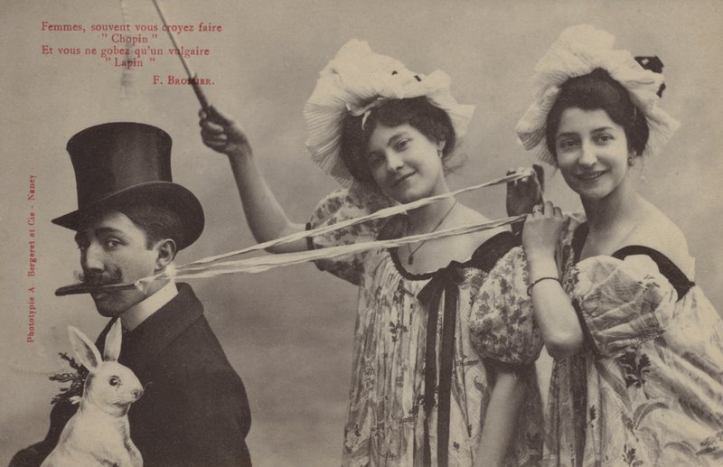 Kobiety, często myślisz, że robisz "Chopina" i połykasz tylko wulgarnego "Królika" (zdjęcie czarno-białe) autorstwa (after) French Photographer