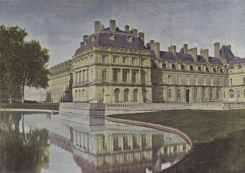 Fontainebleau, Dziedziniec Fontanny (kolorowe zdjęcie) autorstwa (after) French Photographer