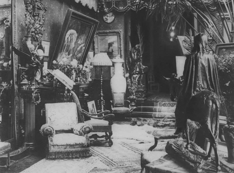W domu Sarah Bernhardt (zdjęcie czarno-białe) autorstwa (after) French Photographer