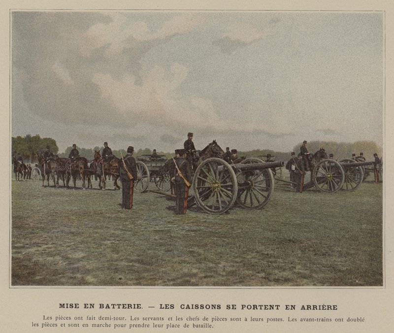Zakładanie baterii, Kesony idą z tyłu (kolorowe zdjęcie) autorstwa (after) French Photographer
