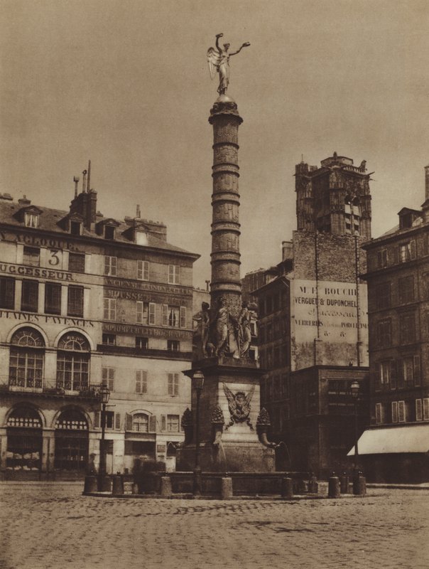 Place du Chatelet, fontanna jest na swoim pierwotnym miejscu (zdjęcie czarno-białe) autorstwa (after) French Photographer