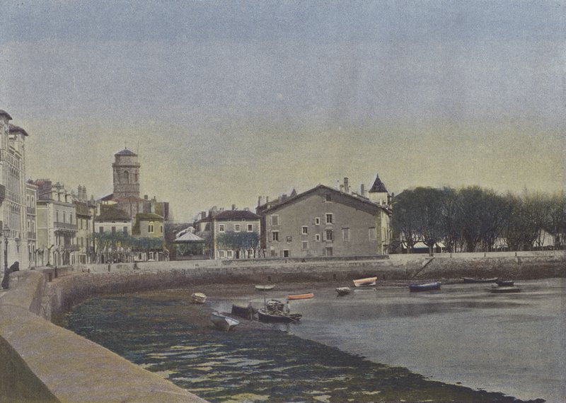 Saint Jean de Luz (kolorowe zdjęcie) autorstwa (after) French Photographer