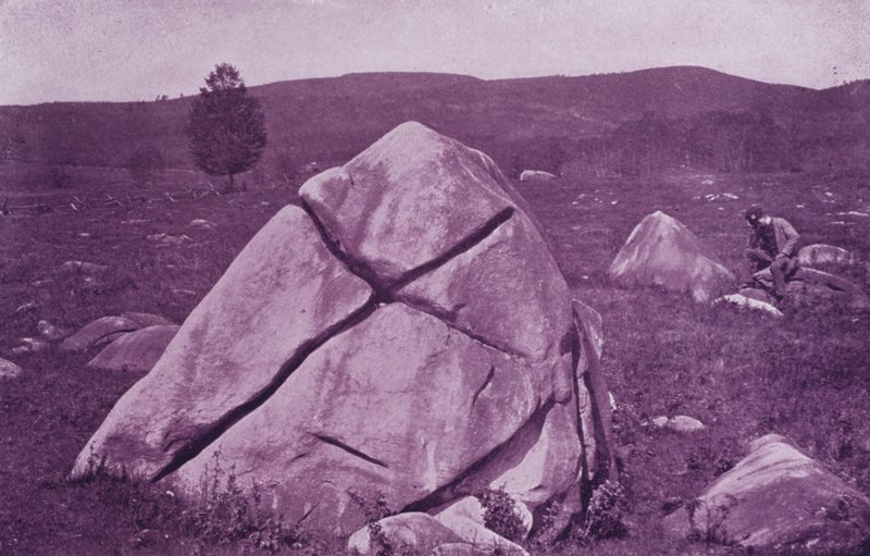 Cross Rock, niedaleko Pittsfield, Massachusetts (zdjęcie czarno-białe) autorstwa American Photographer (after)