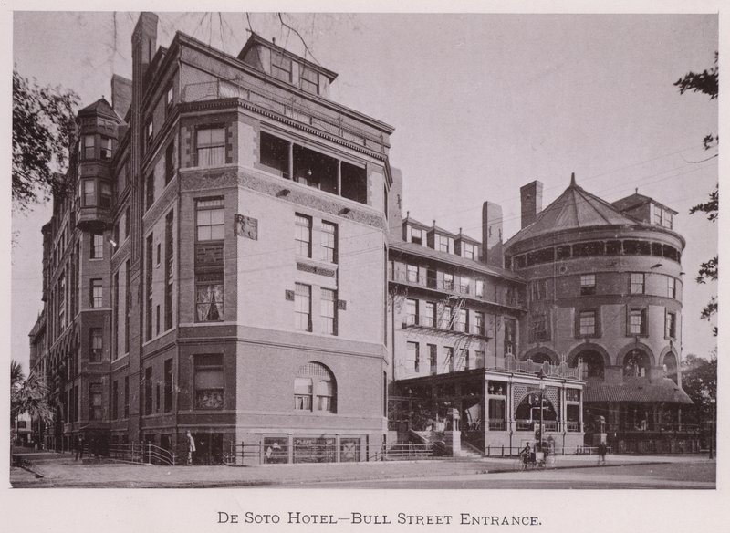 Hotel De Soto, wejście na ulicę Bull (zdjęcie czarno-białe) autorstwa American Photographer (after)