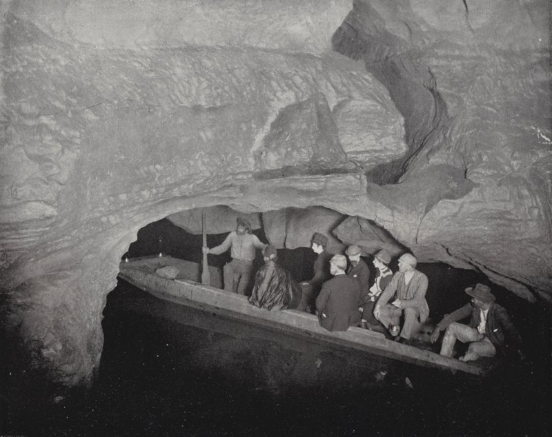 Echo River, Mammoth Cave, Kentucky (zdjęcie czarno-białe) autorstwa American Photographer (after)
