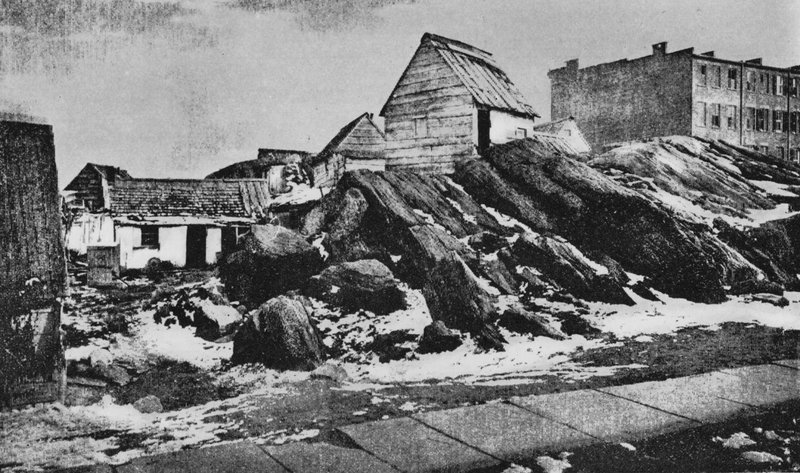 Pierwsza półtonowa reprodukcja zdjęcia w gazecie, 4 marca 1880, New York Daily Graphic (zdjęcie czarno-białe) autorstwa American Photographer (after)