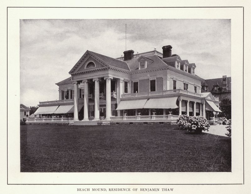 Newport, Rhode Island: Kopiec na plaży, rezydencja Benjamina Thawa (zdjęcie czarno-białe) autorstwa American Photographer (after)
