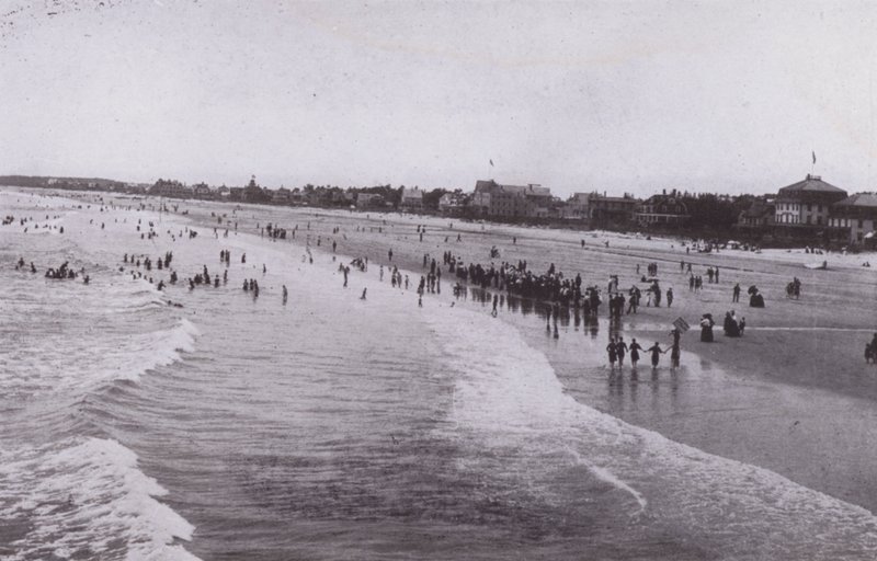Old Orchard Beach, Maine: Old Orchard Beach (zdjęcie czarno-białe) autorstwa American Photographer (after)