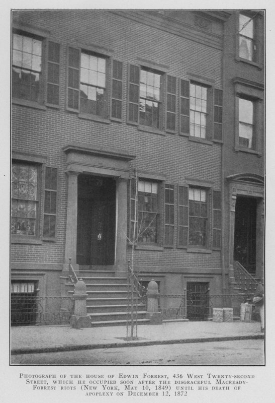 Zdjęcie domu Edwina Forresta, 436 West Twenty-second Street, który zajmował wkrótce po haniebnych zamieszkach w Macready Forrest (Nowy Jork autorstwa American Photographer (after)