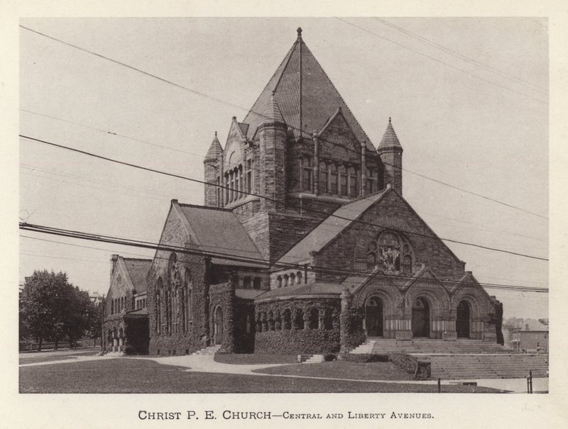 Pittsburgh: Kościół Chrystusa PE, aleje Central i Wolności (zdjęcie czarno-białe) autorstwa American Photographer (after)