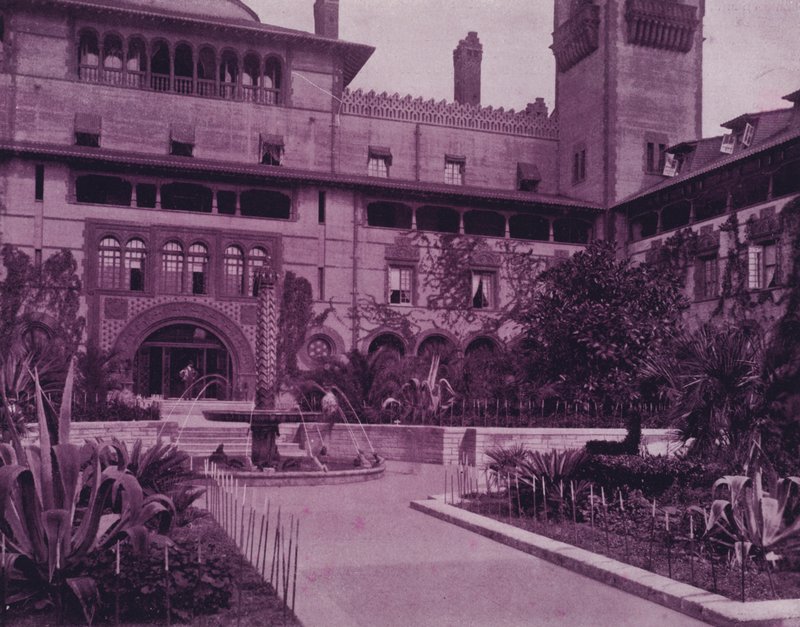 Ponce De Leon Hotel, St Augustine, Floryda (zdjęcie czarno-białe) autorstwa American Photographer (after)