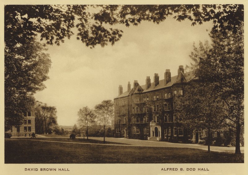 Uniwersytet Princeton: David Brown Hall; Alfred B Dod Hall (czarno-białe zdjęcie) autorstwa American Photographer (after)