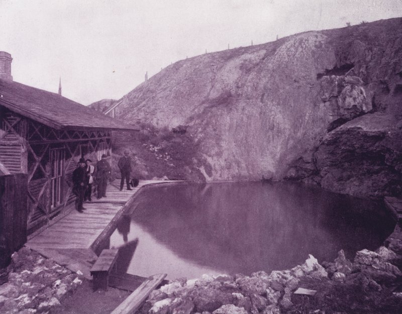 Basen w Banff Hot Springs, Ameryka Brytyjska (zdjęcie czarno-białe) autorstwa American Photographer (after)