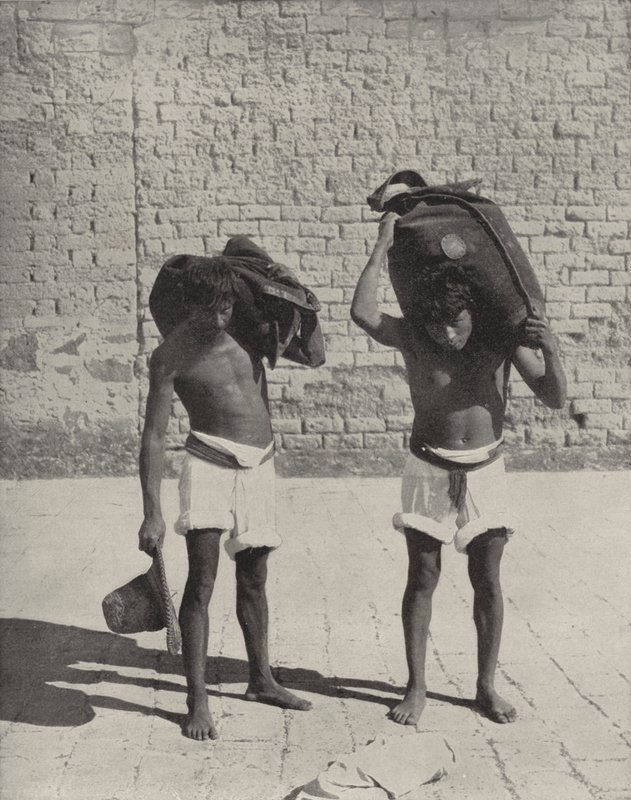 Przewoźnicy wody w Guanajuato (zdjęcie czarno-białe) autorstwa American Photographer (after)