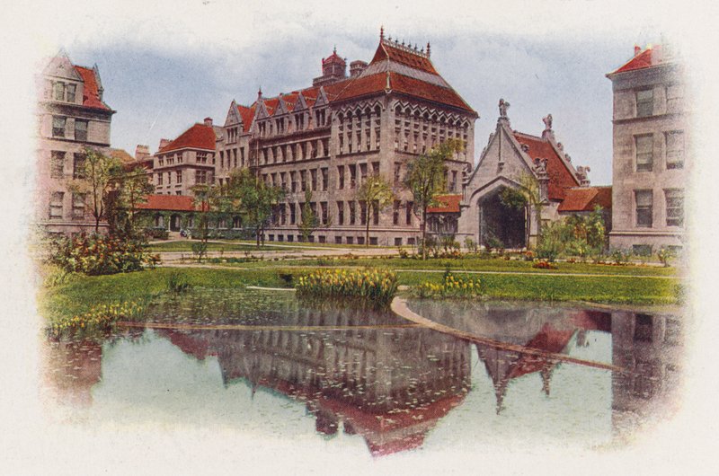 Chicago: Hull Court, od Botany Pond, Anatomy Building i Hull Gate (zdjęcie kolorowe) autorstwa American Photographer