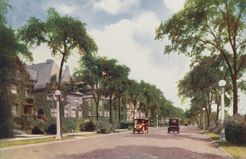 Chicago: Lake Shore Drive, Chicago, Illinois (zdjęcie kolorowe) autorstwa American Photographer