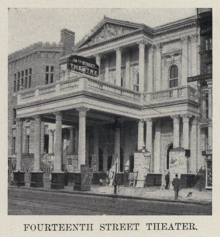 Teatr Czternastej Ulicy (zdjęcie czarno-białe) autorstwa American Photographer