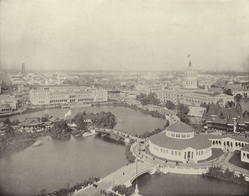 Na północny zachód od dachu budynku rządowego autorstwa American Photographer