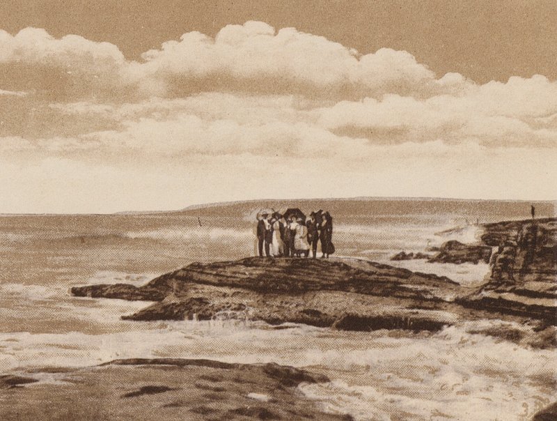 San Diego: Turtle Rock, La Jolla, niedaleko San Diego (zdjęcie czarno-białe) autorstwa American Photographer
