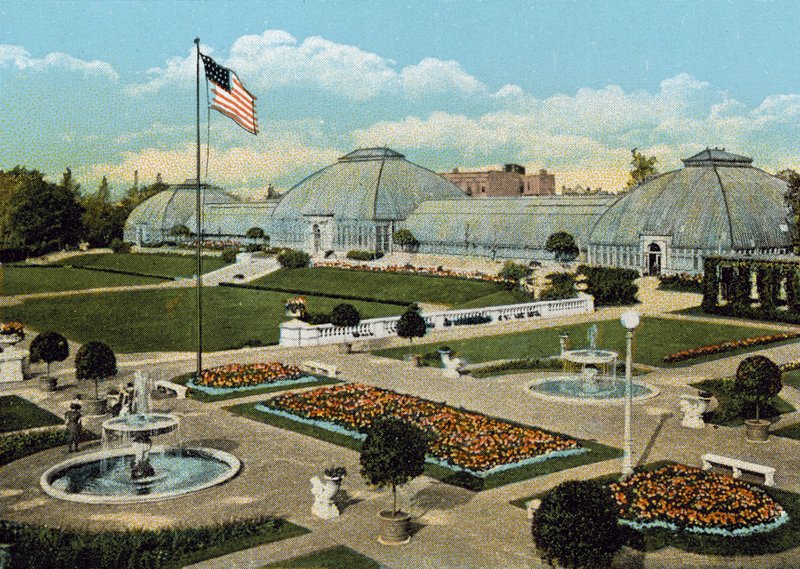 Sunken Gardens and Conservatory, Washington Park (kolorowe zdjęcie) autorstwa American Photographer